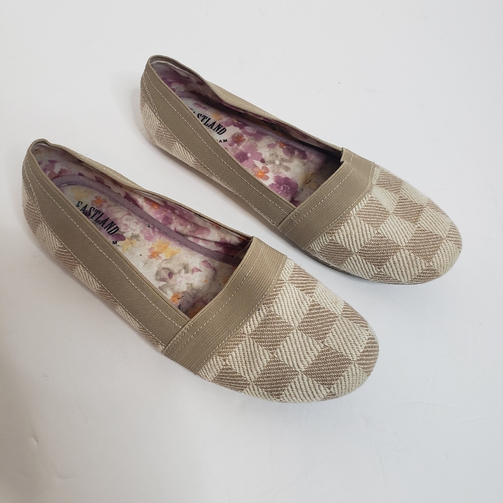 Eastland Seren slip on canvas checker board loafer shoe size 7.5